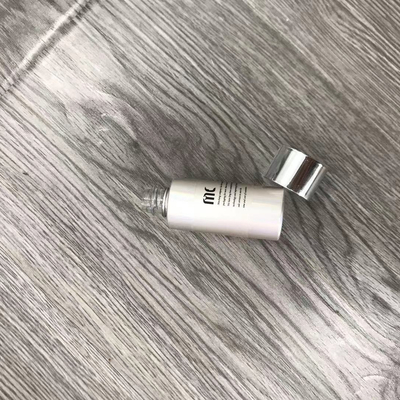 Embalaje para el cuidado de la piel Botella de agua PET de 15 ml con tasa de descarga de 0,25 ml y muestra gratuita